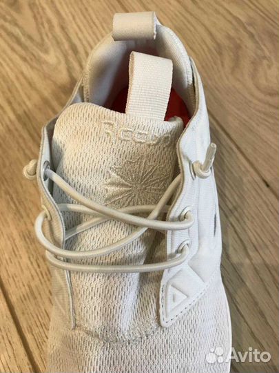 Кроссовки Reebok 37,5