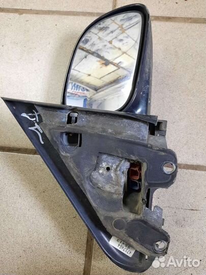 Правое зеркало электро Chrysler Voyager