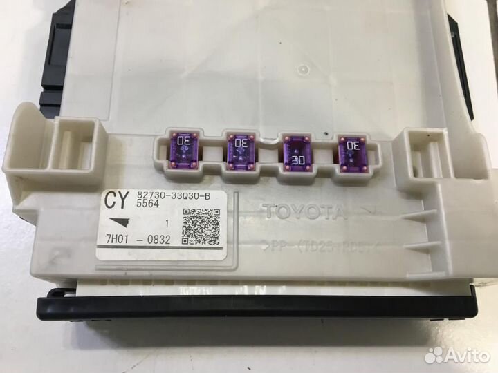 Блок предохранителей Toyota Camry XV70 70