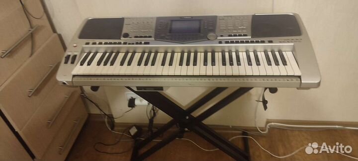 Синтезатор yamaha psr2000