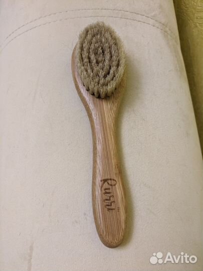 Чесалки для шерсти кошек