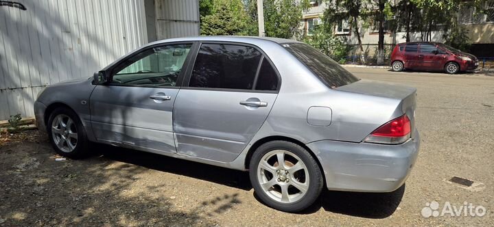 Mitsubishi Lancer 1.5 CVT, 2005, 30 000 км