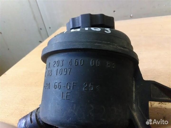 Бачок гидроусилителя Mercedes-Benz M-Class W163