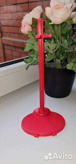 Красные подставки для кукол монстер хай, барби