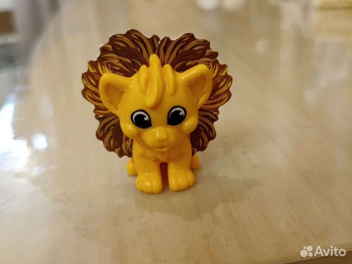 Львёнок из киндера