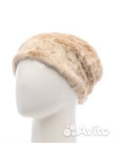 Тёплая шапка Reserved