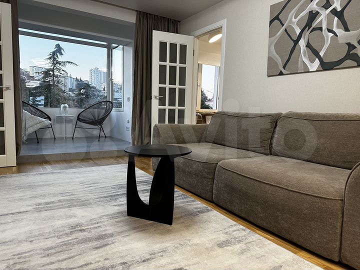 2-к. квартира, 54 м², 3/5 эт.