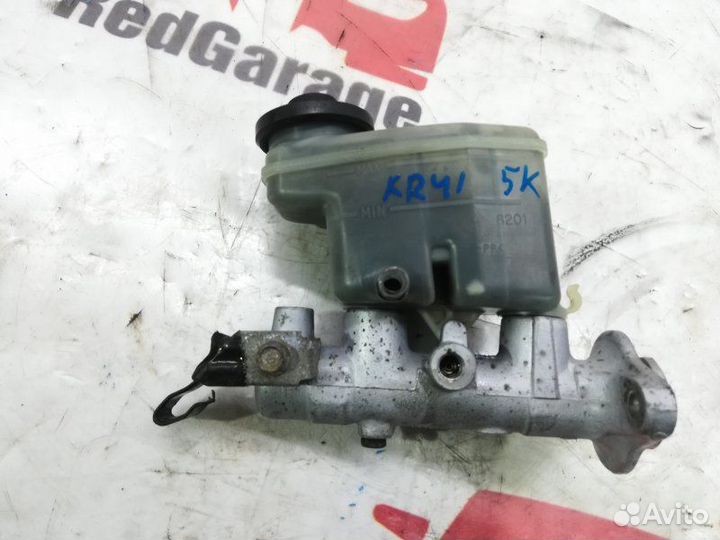 Главный тормозной цилиндр Toyota Town Ace KR41 5K