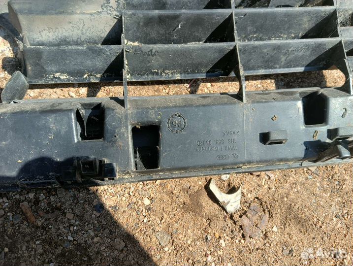 Решетка радиатора Volkswagen golf 3