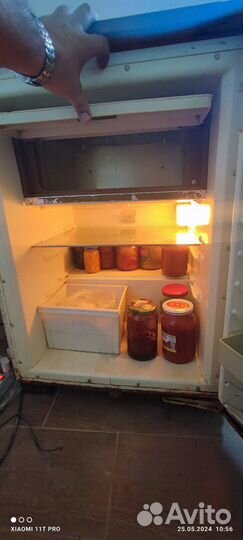 Холодильник бу Снайге 5