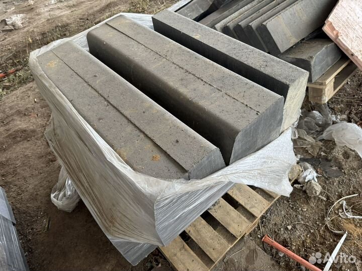 Брусчатка и бордюр