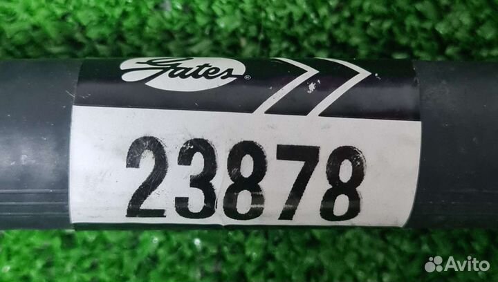 Патрубок системы охлаждения lincoln navigator2006