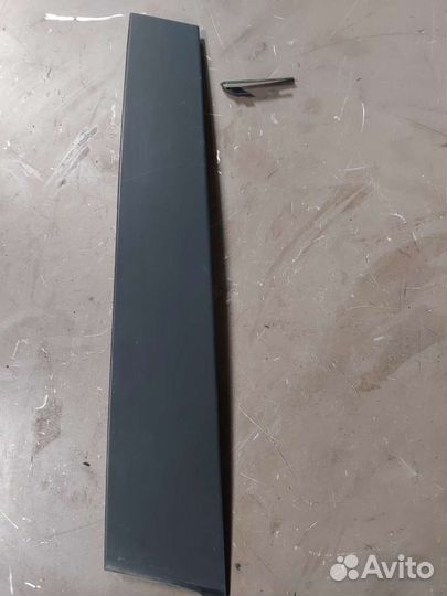 Накладка двери передней правой на Mercedes ML GL 1