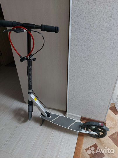 Складной самокат для взрослых Roces 200