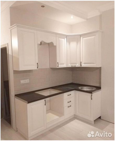 Кухонный гарнитур угловой. Кухня прямая