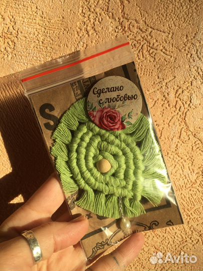 Брошь ручной работы