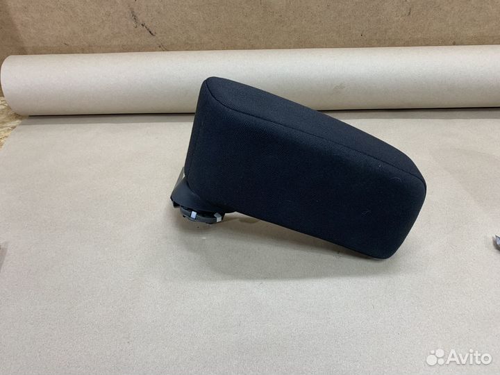 Подлокотник водительский opel astra H / zafira B