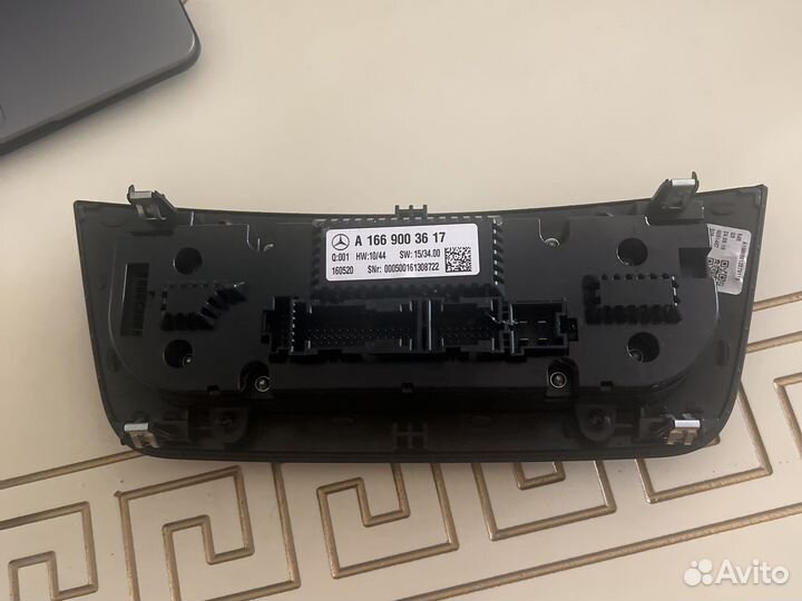 Блок управления климат контролем mercedes-Bens