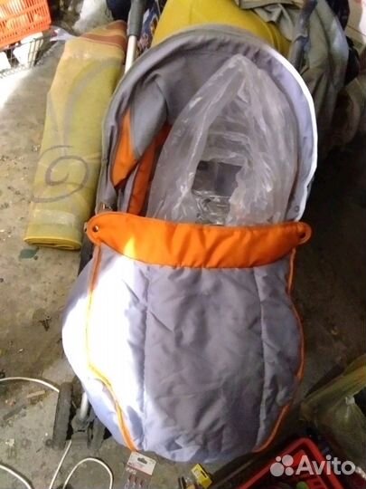 Коляска -трость