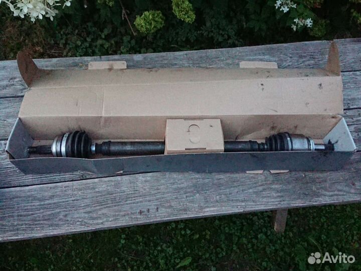 Продам правый привод на 2110-2112