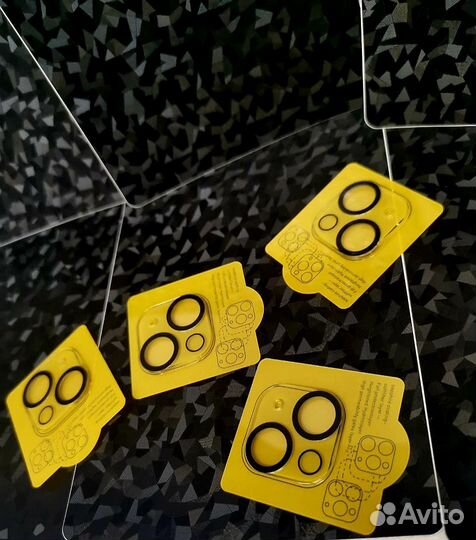 Защитное стекло на камеру iPhone 14