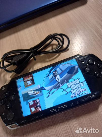 Sony PSP 2008 / больше 30игр