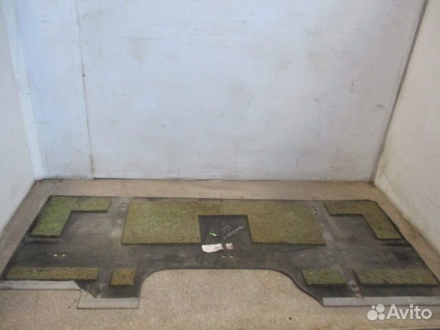 Обшивка задней стенки кабины Volvo 20780339