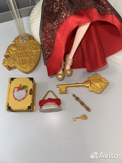 Кукла Эвер Афтер Хай Эпл Вайт