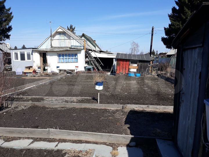 Дом 30 м² на участке 6 сот.