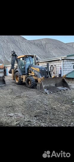 Экскаватор погрузчик