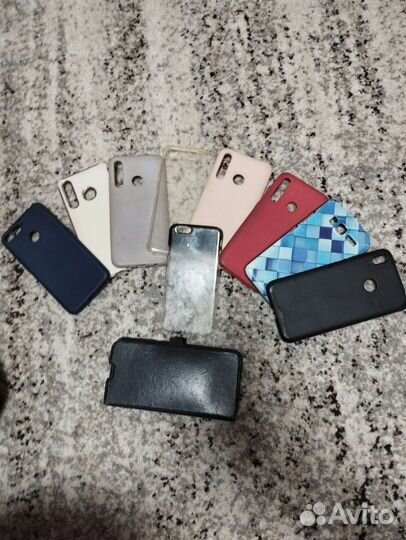 Чехлы на телефон