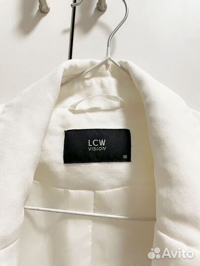 Белый пиджак wakiki