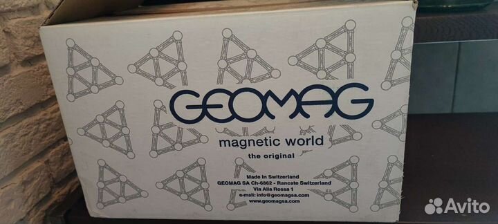 Новый магнитный конструктор Geomag, Швейцария