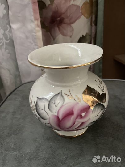 Фарфоровая ваза лфз
