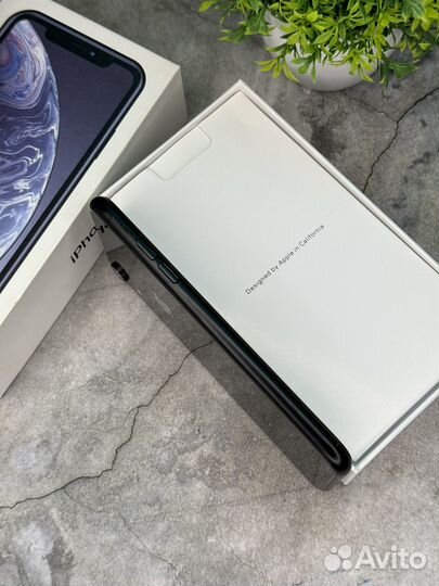 iPhone Xr, 128 ГБ