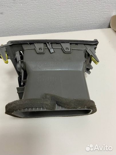 Воздуховод Toyota Land Cruiser J100