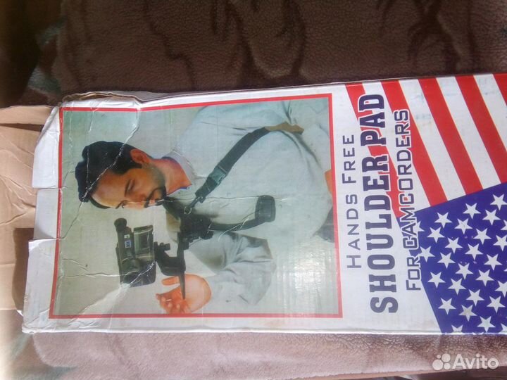 Плечевой штатив для компактной видеокамеры