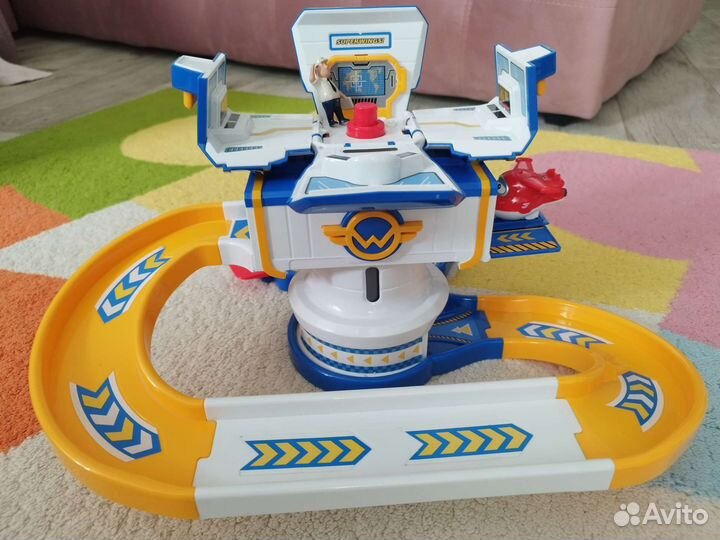 База Супер Крылья