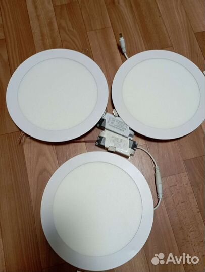 Светодиодный встраиваемый светильник