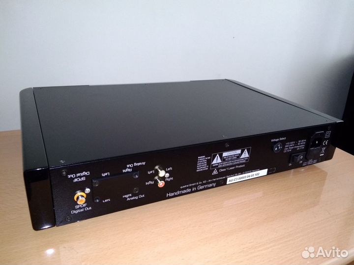 CD проигрыватель Hi-End класса Quadral Aurum C3