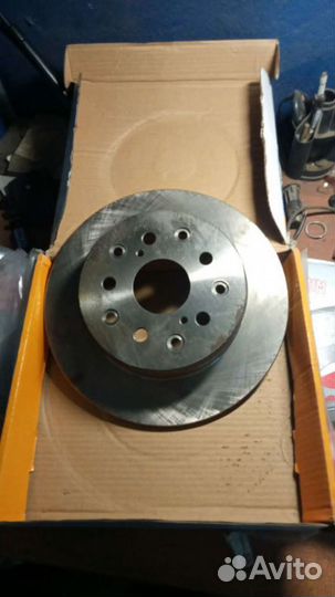 Диск Toyota Crown, majesta