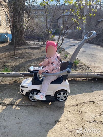 Машинка каталка толокар