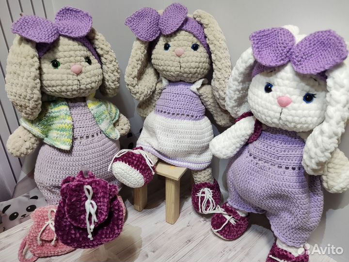 Заяц вязаный ручной работы