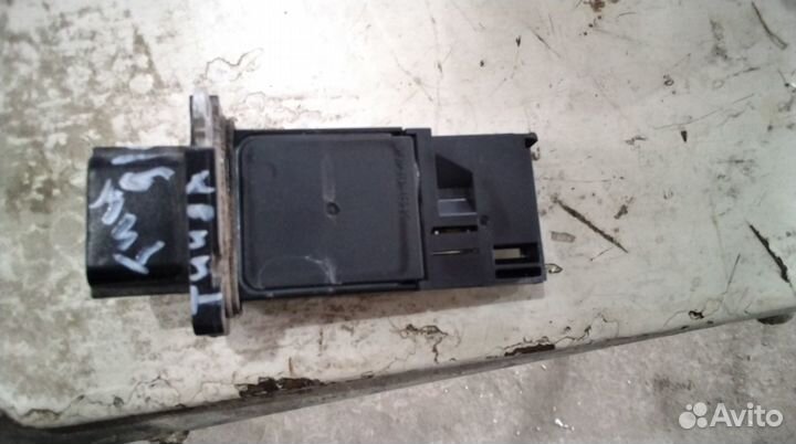 Ниссан тиида расходономер воздуха