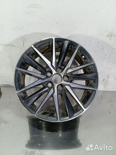Диск литой R18 Toyota Camry V70