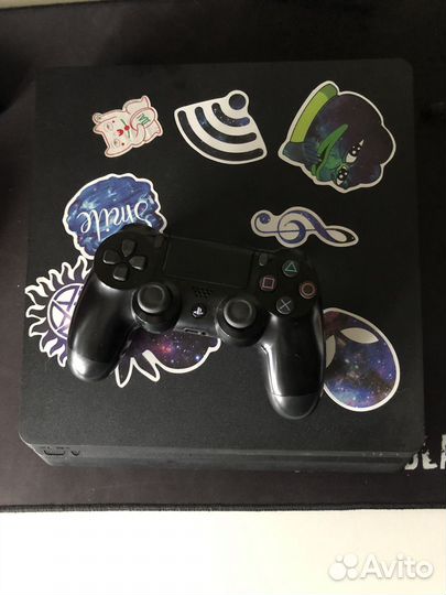 Sony PS4 slim