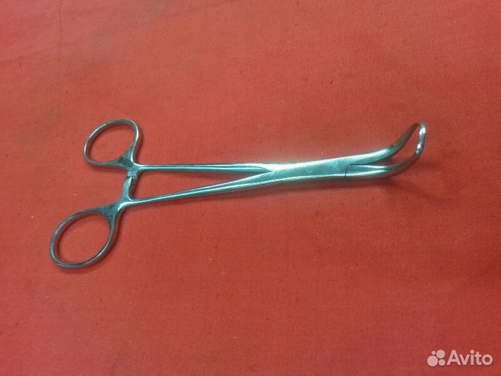 Зажим остроконечный