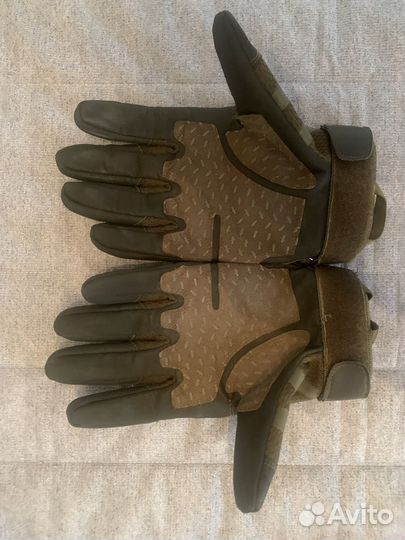 Перчатки тактические