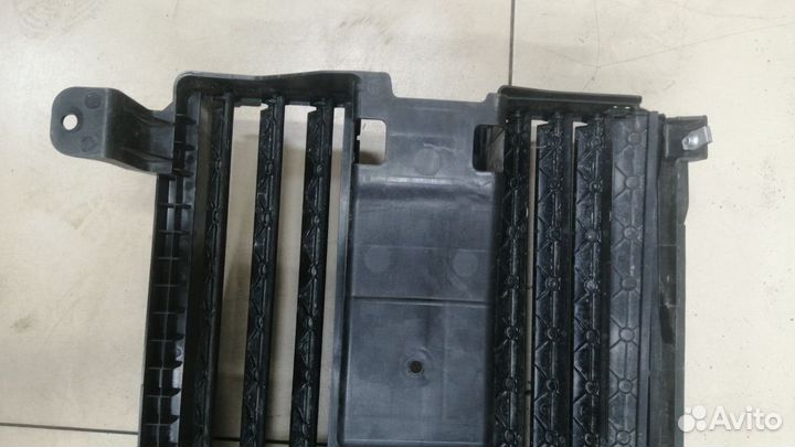 Дефлектор радиатора Tugella