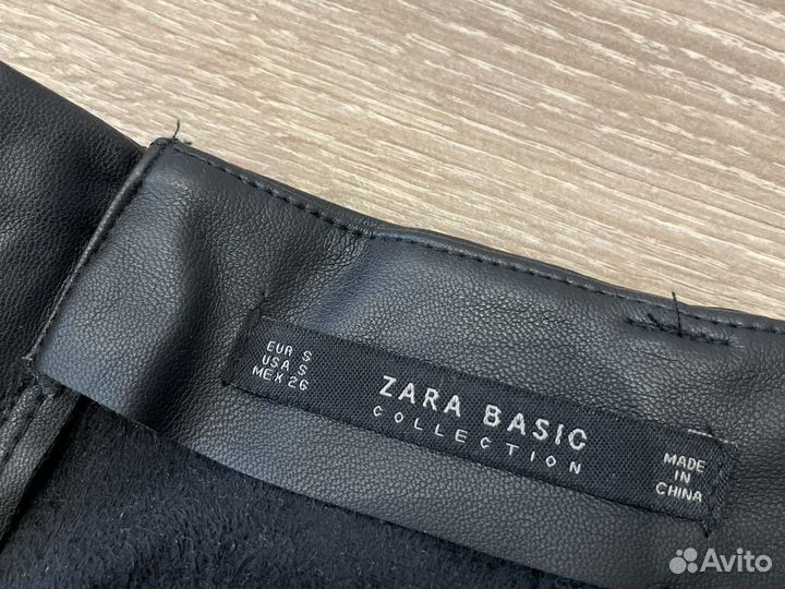 Юбка из экокожи с ремнем zara, s